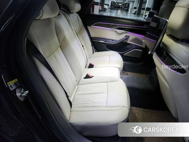 Audi A8 (D5) id 4546782 из Кореи 14
