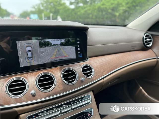 Mercedes-Benz E-class id 4393247 из Китая 44