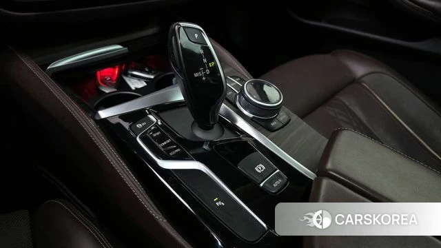 BMW 5 Series (G30) id 4269291 из Кореи 19