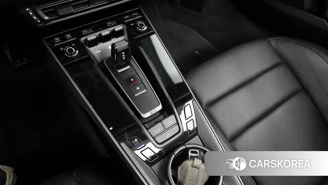 Porsche 911(992) id 3264524 из Кореи 19