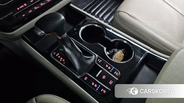 Kia The New Carnival id 3708773 из Кореи 19