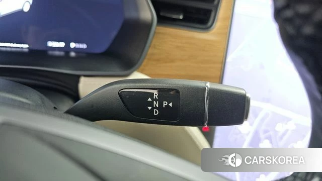 Tesla Model X id 3893502 из Кореи 19