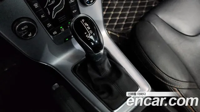 Volvo V40 Cross-Country id 2528201 из Кореи 19