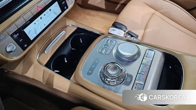 Genesis G90 (RS4) id 3620633 из Кореи 19