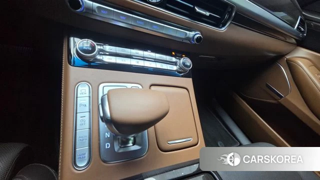 Genesis G90 id 3879902 из Кореи 19