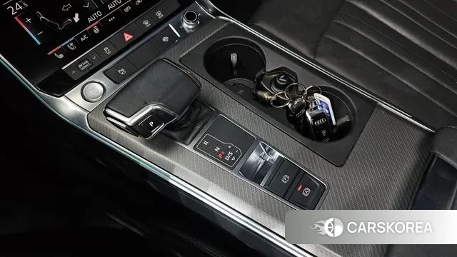 Audi A6 (C8) id 3499303 из Кореи 19