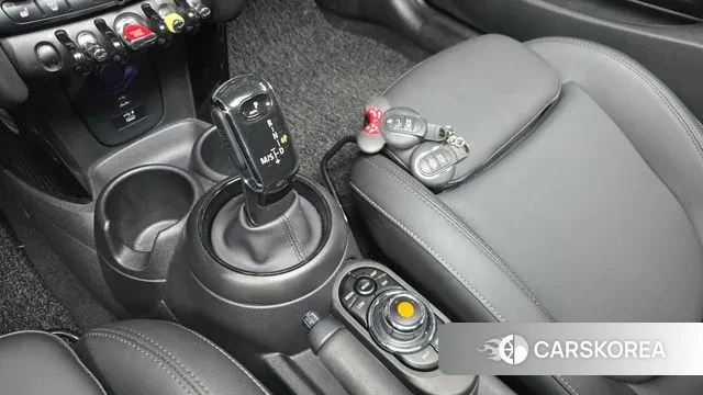 Mini Cooper S id 2885885 из Кореи 19