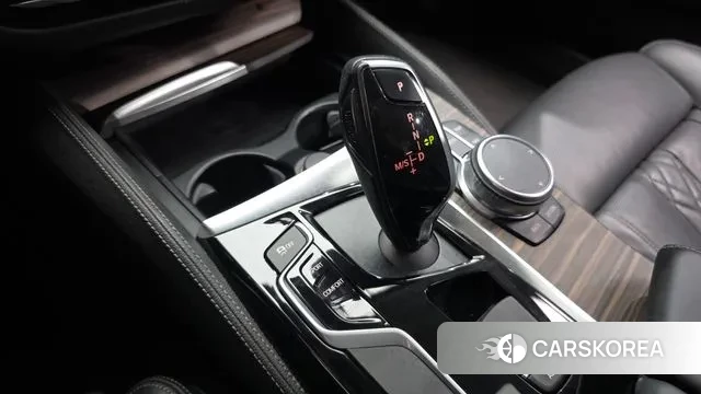 BMW 5 Series (G30) id 2966482 из Кореи 19