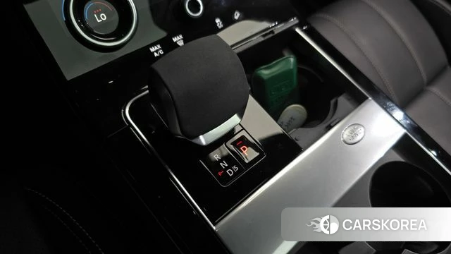 Land Rover Range Rover Velar id 4230610 из Кореи 35