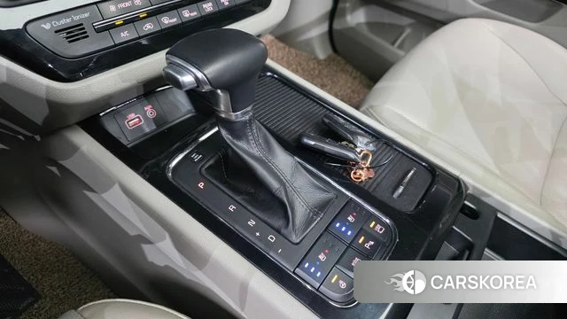 Kia All New Carnival id 3925171 из Кореи 19