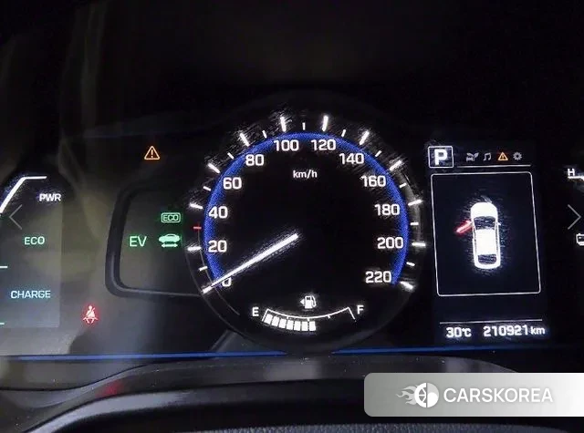 Hyundai Ionic Hybrid id 3162003 из Кореи 18