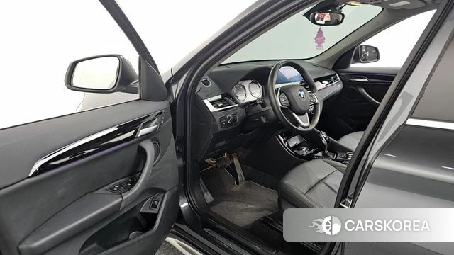 BMW X1 (F48) id 4433755 из Кореи 32