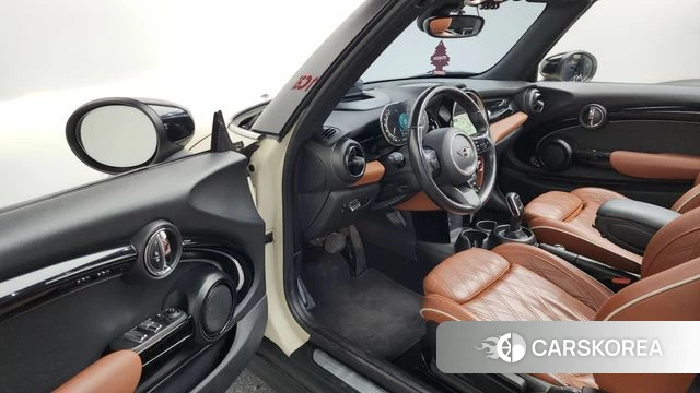 Mini Cooper S Convertible id 4463830 из Кореи 32