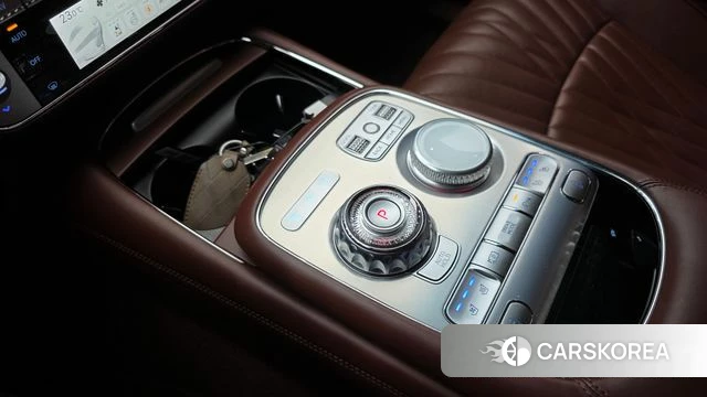 Genesis G90 (RS4) id 3922851 из Кореи 19