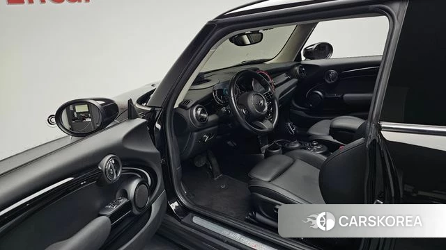 Mini Cooper S id 4784444 из Кореи 31