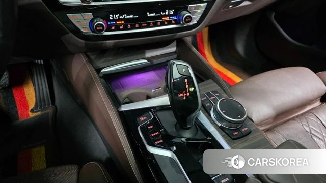 BMW 5 Series (G30) id 3873365 из Кореи 19