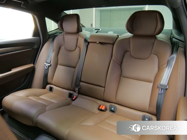 Volvo S90 id 4214113 из Китая 19