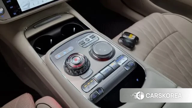 Genesis G90 (RS4) id 3554934 из Кореи 19