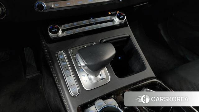 Genesis G90 id 4624875 из Кореи 19