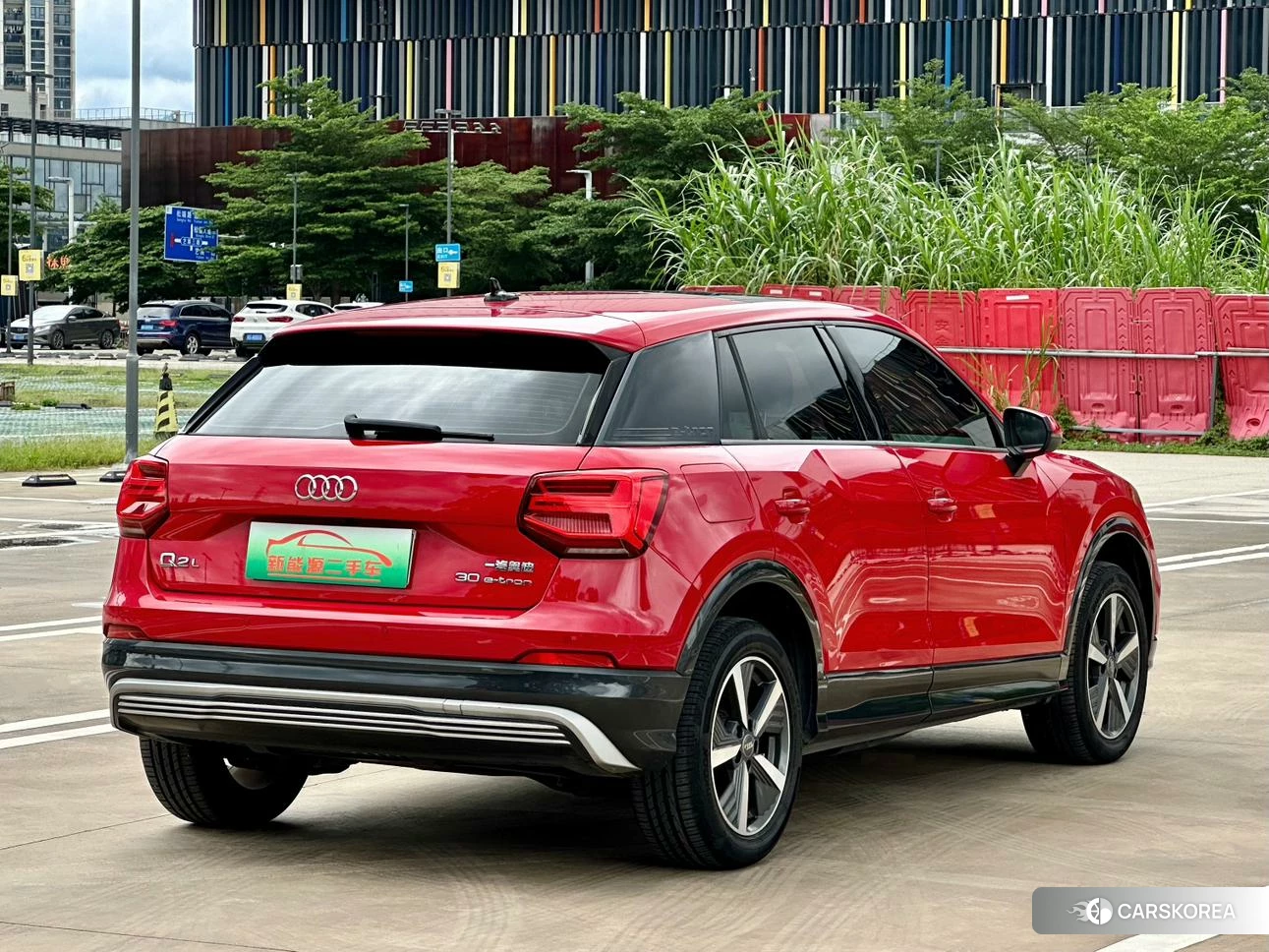 Audi Q2L e-tron id 4467408 из Китая 18