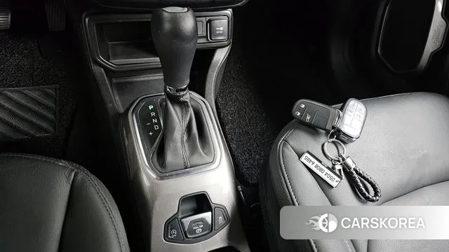 Jeep Renegade id 3437648 из Кореи 19