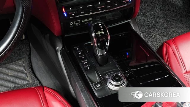 Maserati Quattroporte id 4605252 из Кореи 31