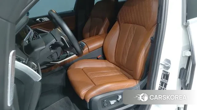 BMW X7 (G07) id 3756963 из Кореи 18