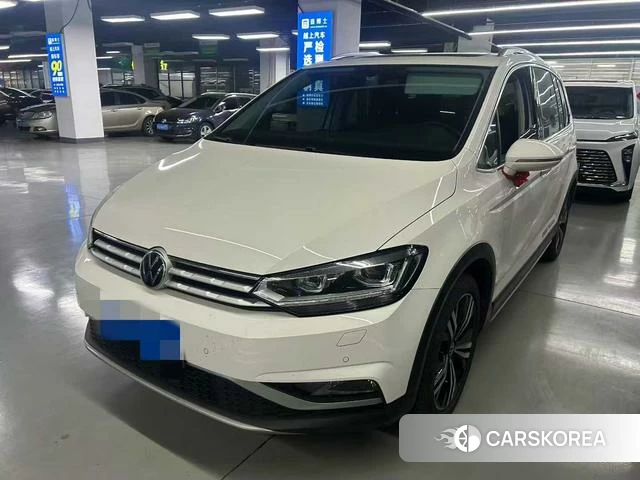 Volkswagen Touran L id 4328785 из Китая 10
