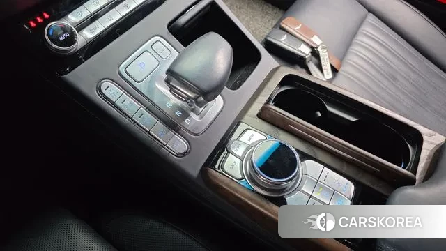 Genesis G90 id 3356245 из Кореи 19