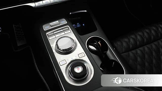 Genesis GV70 id 3819021 из Кореи 19