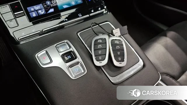 Hyundai The New Grandeur IG Hybrid id 3296603 из Кореи 19