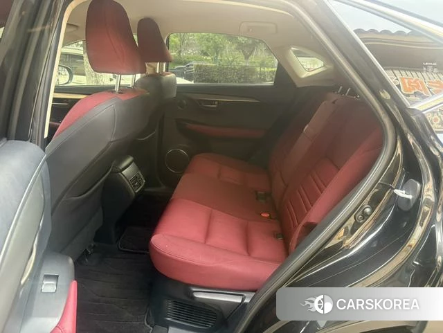 Lexus NX id 4328937 из Китая 9