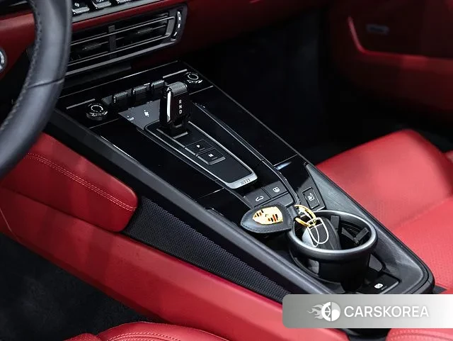 Porsche 911(992) id 3571600 из Кореи 18