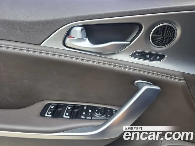 Kia Stinger id 2912892 из Кореи 11