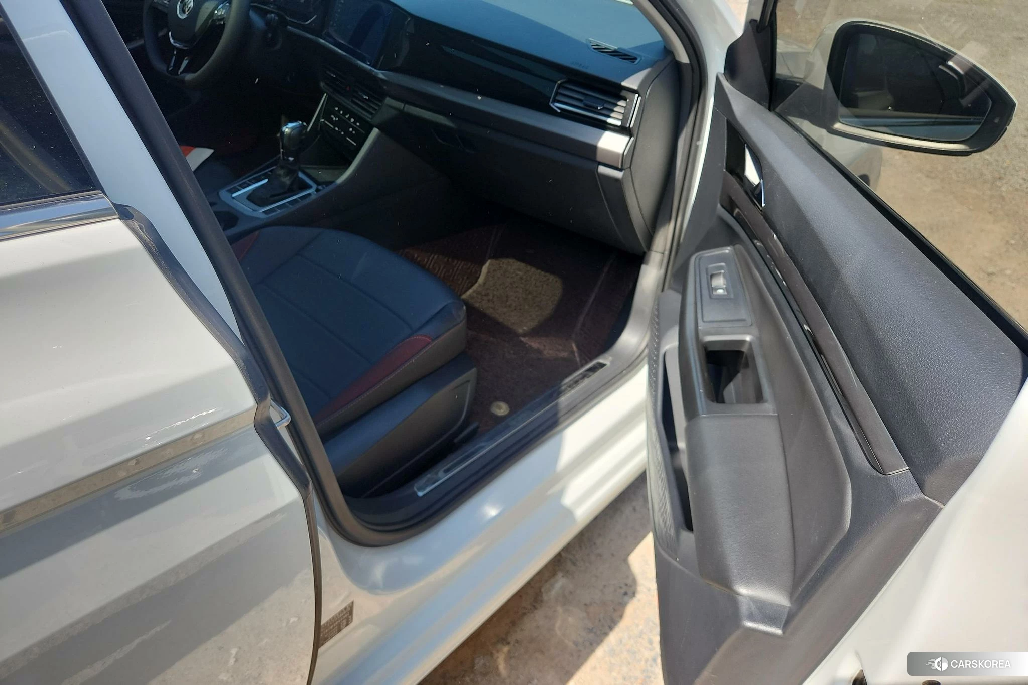 Volkswagen Bora id 4439426 из Китая 16