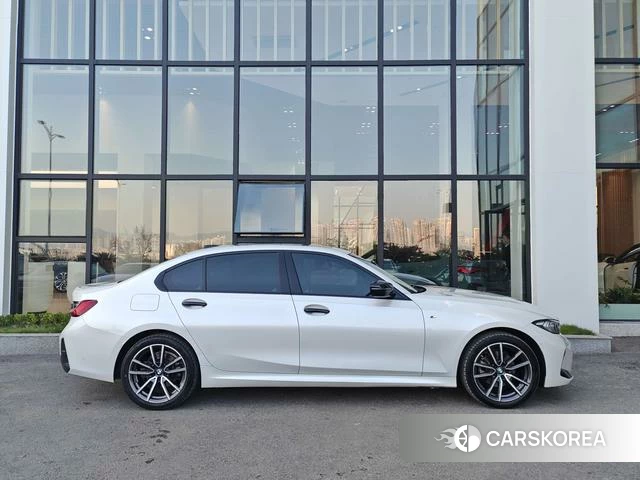 BMW 3 series id 4297259 из Китая 28