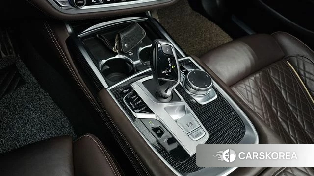 BMW 7 Series (G11) id 3800964 из Кореи 19