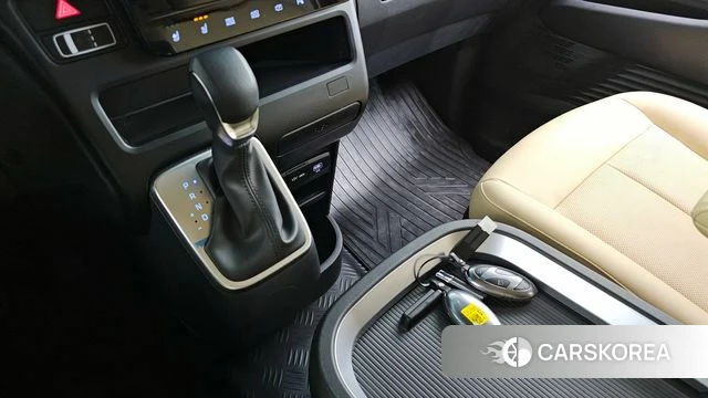 Hyundai Staria id 4279516 из Кореи 19