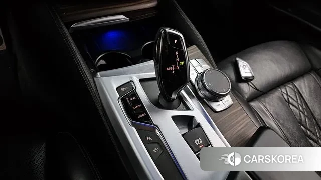 BMW 5 Series (G30) id 3563397 из Кореи 19