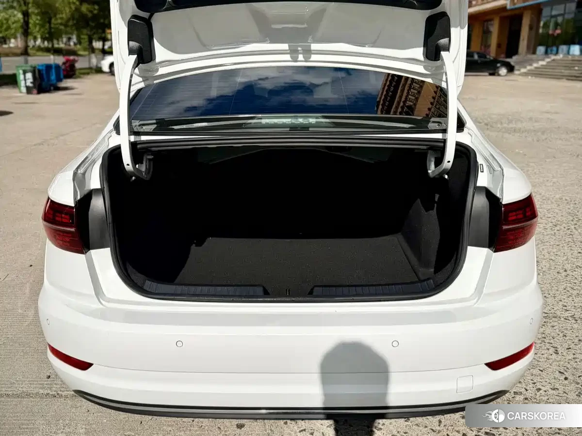 Volkswagen Sagitar id 4577422 из Китая 23