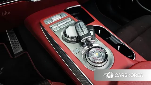 Genesis GV70 id 3591691 из Кореи 19