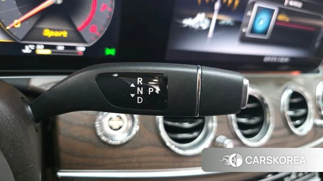 Mercedes-Benz E-Class W213 id 4530834 из Кореи 34