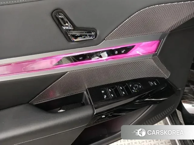 BMW 7 Series (G70) id 3377837 из Кореи 19