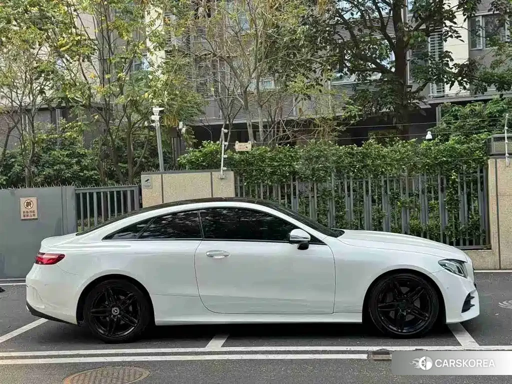 Mercedes-Benz E-Class id 4515586 из Китая 9