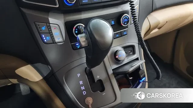 Hyundai The New Grand Starex id 3028480 из Кореи 19