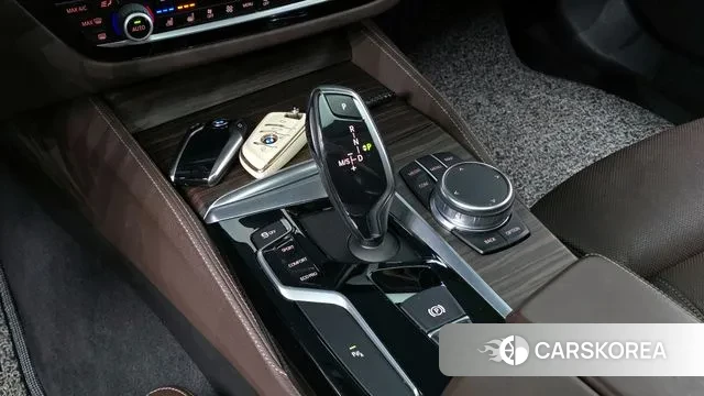 BMW 5 Series (G30) id 3754497 из Кореи 19