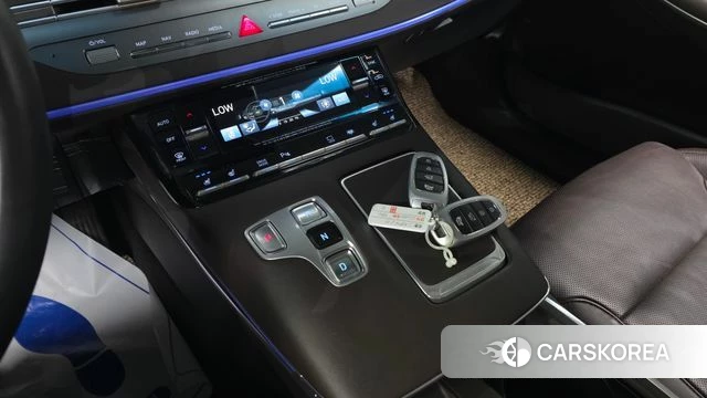 Hyundai The New Grandeur IG id 3879459 из Кореи 19