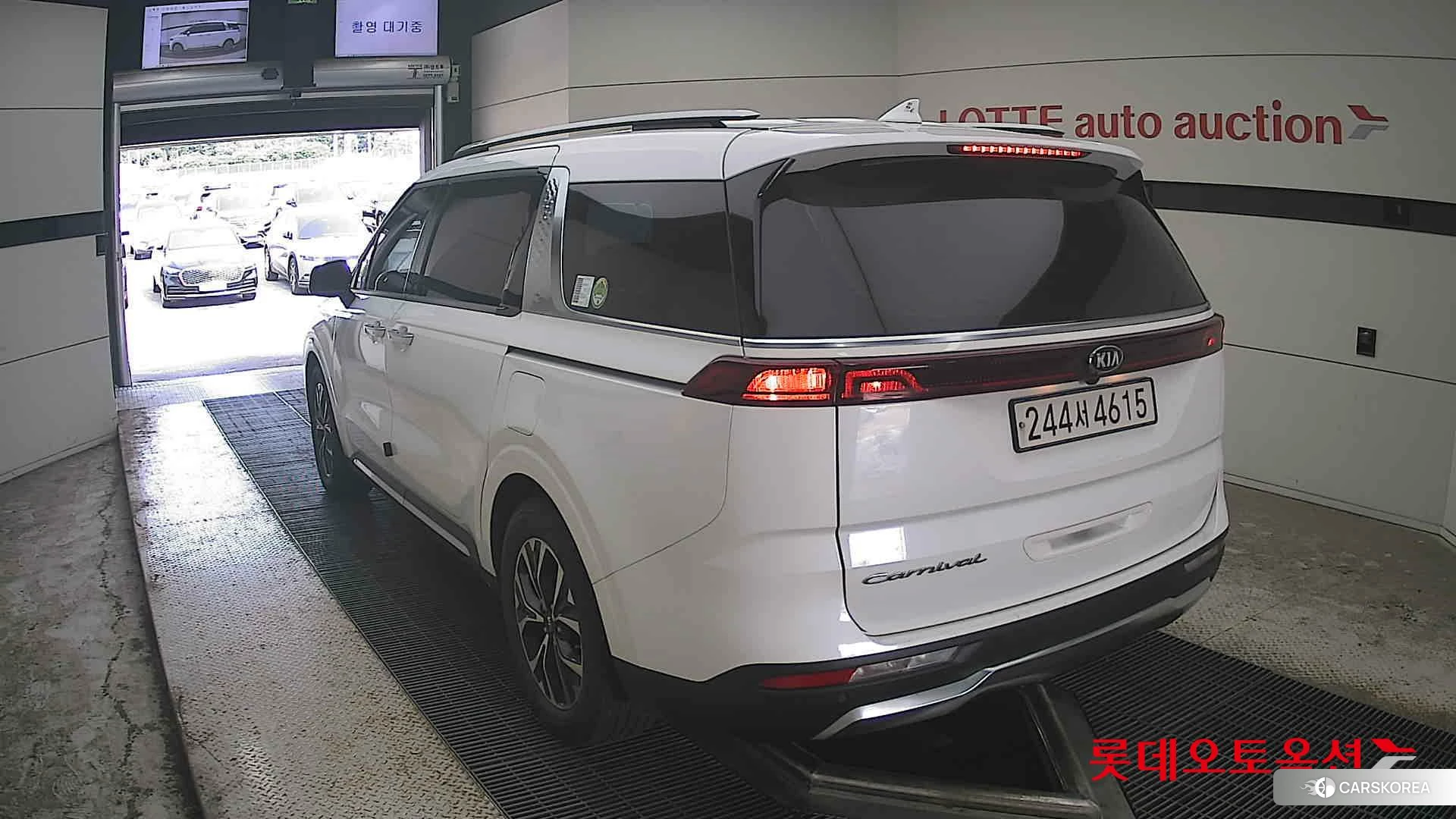 Kia Carnival id 4664337 из Кореи 37