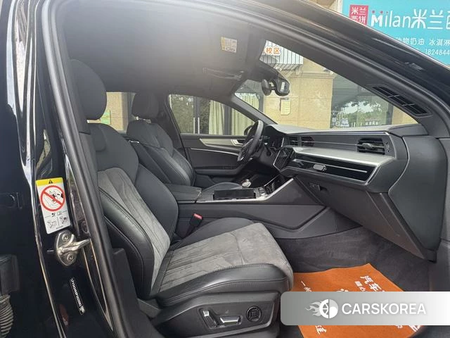 Audi A6L id 4348311 из Китая 11