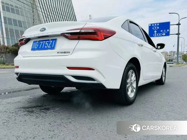 Ford Forrest id 4368274 из Китая 16